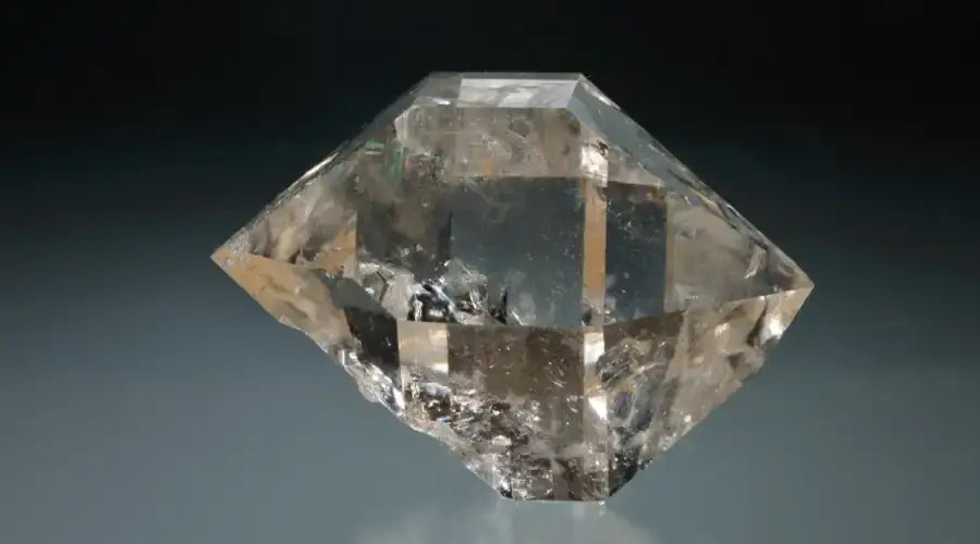 Herkimer Diamond Manifestation (Meaning, Properties And Healing)