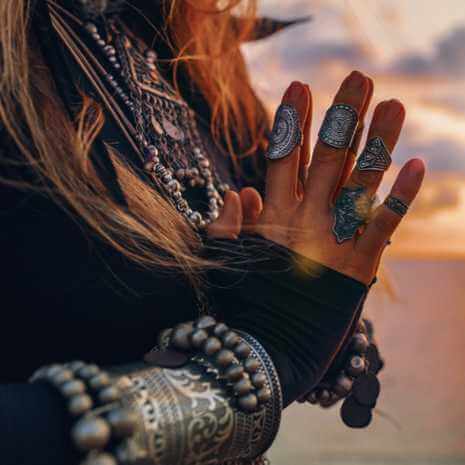 Dynamic Witch Connections Maintenance Attunement